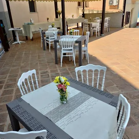 אורחן La Del Convento