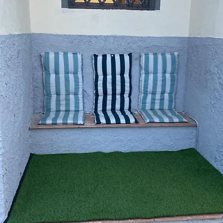La Del Convento אורחן *