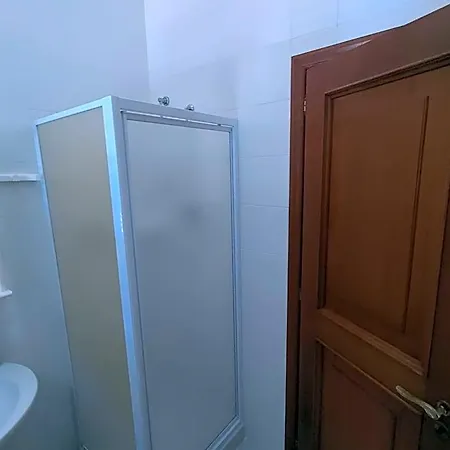 אורחן La Del Convento *