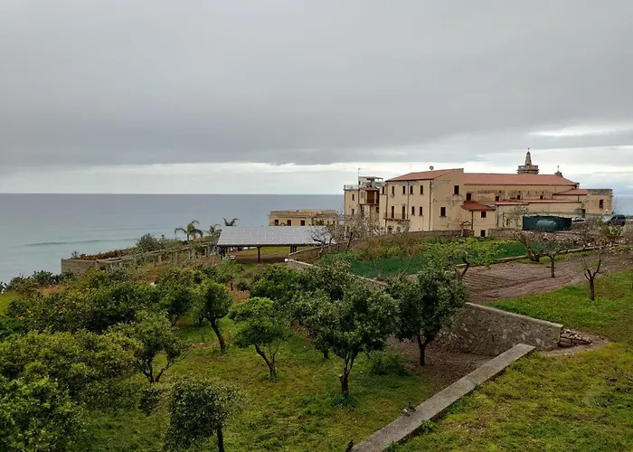 بيت ريفي La Del Convento تروبيا